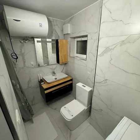 Secret Garden Apartment